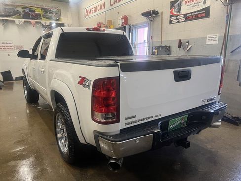Used 2012 GMC Sierra 1500 SLT w/ SLT Convenience Package image 4