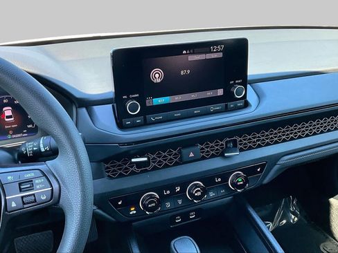 Used 2023 Honda Accord EX image 6