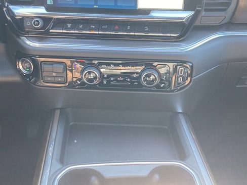 New 2025 Chevrolet Silverado 2500 High Country w/ High Country Premium Package image 19