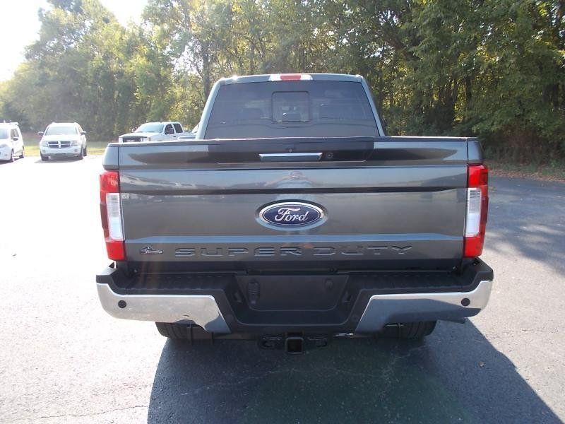 Used 2017 Ford F250 Lariat w/ Chrome Package AWD/4WD image 15