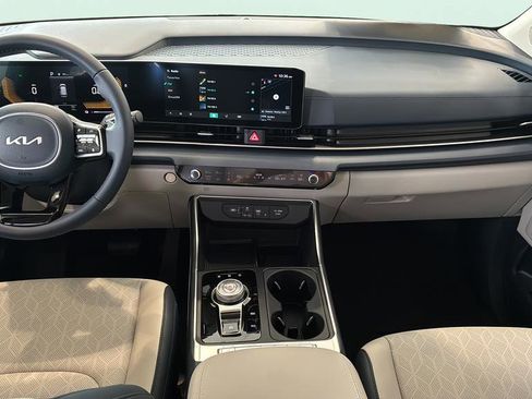 New 2026 Kia Carnival EX FWD image 26