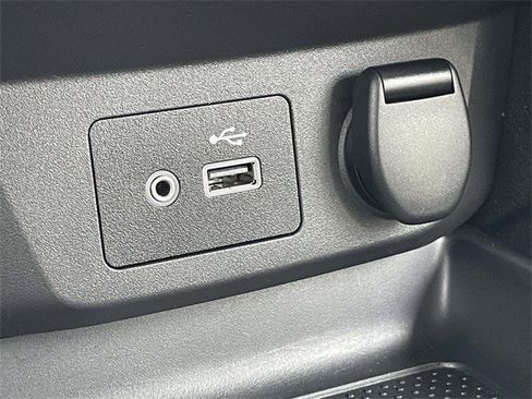 Used 2021 Nissan Rogue Sport S image 10