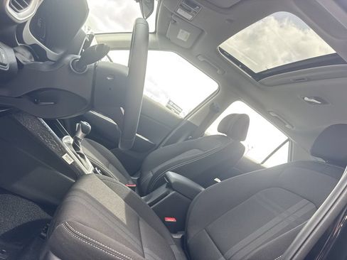 New 2026 Hyundai Venue SEL FWD image 30