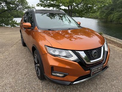 Used 2019 Nissan Rogue SL w/ Premium Package