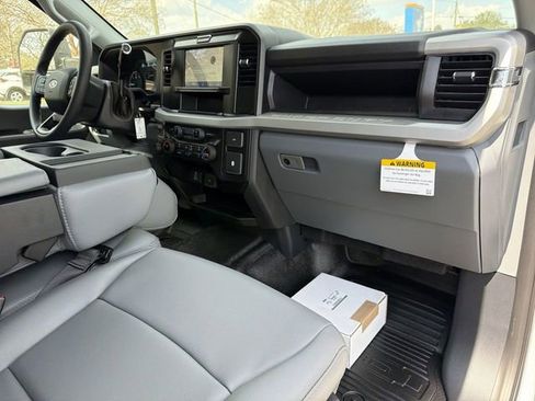 New 2026 Ford F350 XL w/ XL Chrome Package AWD/4WD image 23