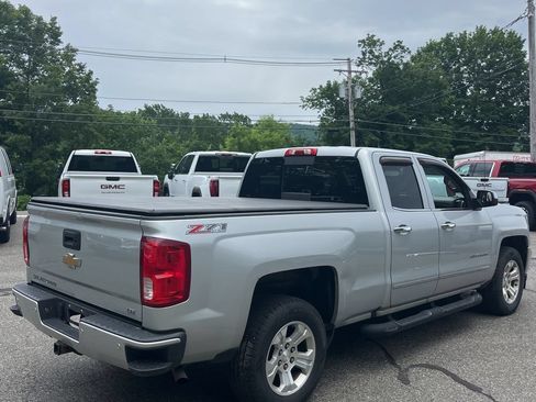 Used 2017 Chevrolet Silverado 1500 LTZ Z71 w/ LTZ Plus Package AWD/4WD image 3