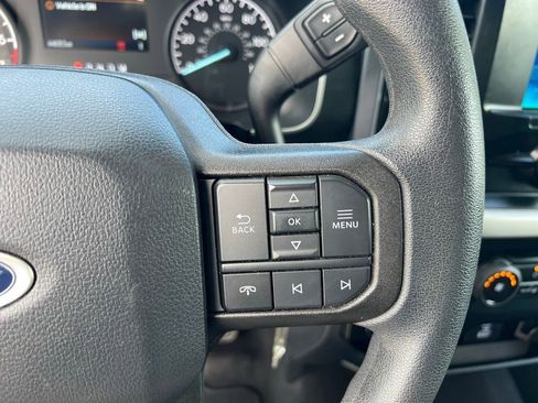 Used 2023 Ford F150 XLT image 40