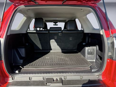 Used 2019 Toyota 4Runner TRD Off-Road Premium AWD/4WD image 7