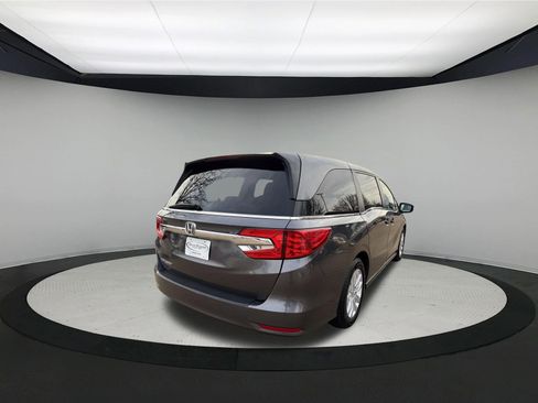 Used 2018 Honda Odyssey LX image 7