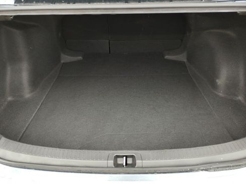 Used 2025 Toyota Corolla SE FWD image 6