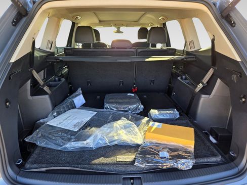 New 2026 Volkswagen Atlas SE image 6