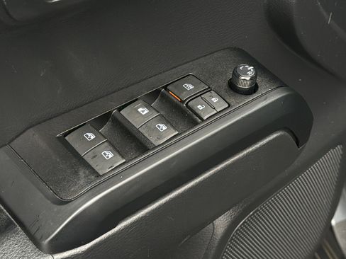 Used 2023 Toyota Tacoma SR AWD/4WD image 26
