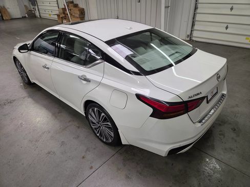 Used 2023 Nissan Altima 2.5 SL FWD image 5