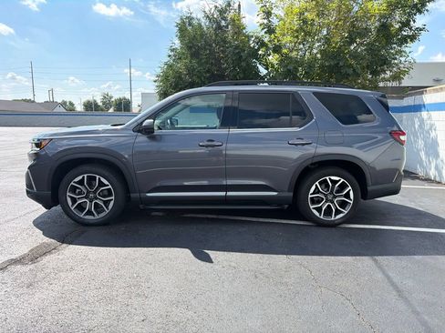 Certified 2024 Honda Pilot Elite image 2