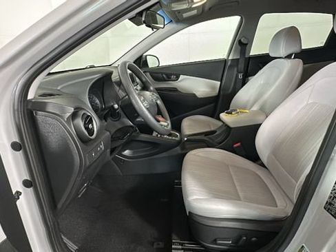 Used 2023 Hyundai Kona SEL w/ Cargo Package AWD/4WD image 11
