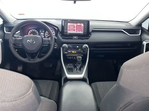 Used 2021 Toyota RAV4 XLE FWD image 32