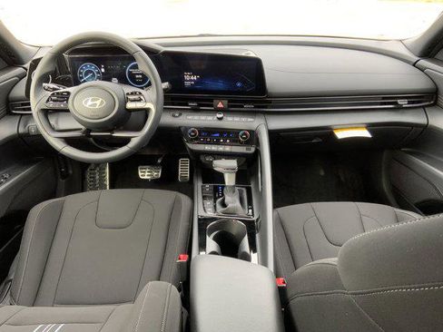 New 2026 Hyundai Elantra Sport image 5