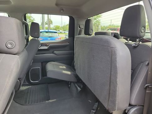 Certified 2025 Chevrolet Silverado 1500 LT RWD image 13