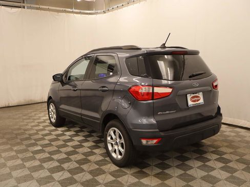 Used 2021 Ford EcoSport SE image 3