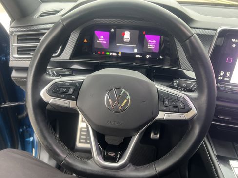 Certified 2024 Volkswagen Atlas Cross Sport SEL R-Line image 17