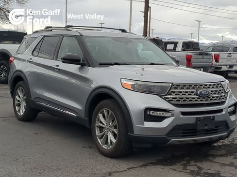 Used 2022 Ford Explorer Limited w/ Equipment Group 301A image 1