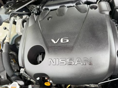 Used 2021 Nissan Maxima 3.5 SV w/ Floor Mat Group FWD image 32