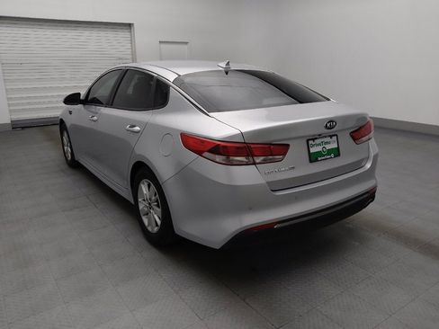 Used 2018 Kia Optima LX FWD image 5