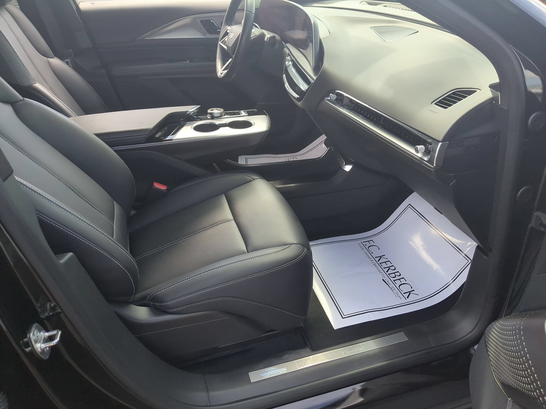 Certified 2024 Cadillac Lyriq Tech RWD image 26