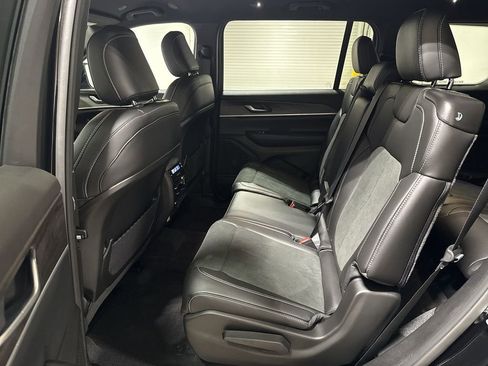 New 2026 Jeep Grand Cherokee L 4WD image 23