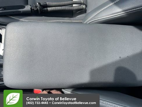 Used 2025 Toyota Camry SE FWD image 15
