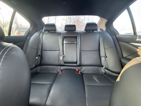 Used 2022 INFINITI Q50 Sensory image 22