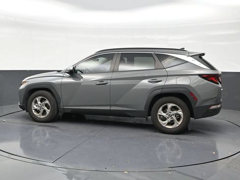 Used 2024 Hyundai Tucson SEL FWD image 2