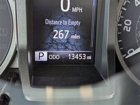 Used 2023 Toyota Tacoma TRD Sport image 29