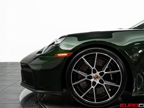 Used 2026 Porsche 911 Carrera 4 GTS AWD/4WD image 16