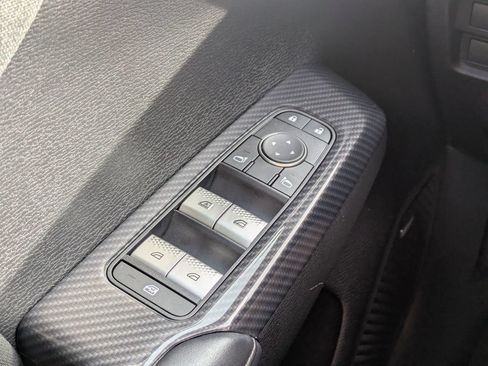 Used 2025 Mitsubishi Outlander ES FWD image 22