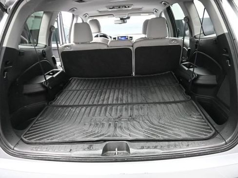 Used 2017 Honda Pilot Touring image 19