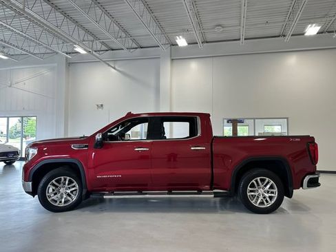 Used 2019 GMC Sierra 1500 SLT w/ SLT Premium Plus Package AWD/4WD image 9
