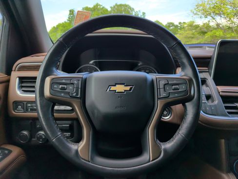 Used 2021 Chevrolet Tahoe High Country w/ Premium Package image 22
