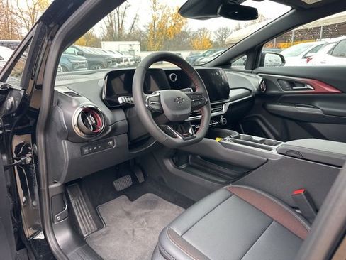 New 2026 Chevrolet Equinox EV RS image 13