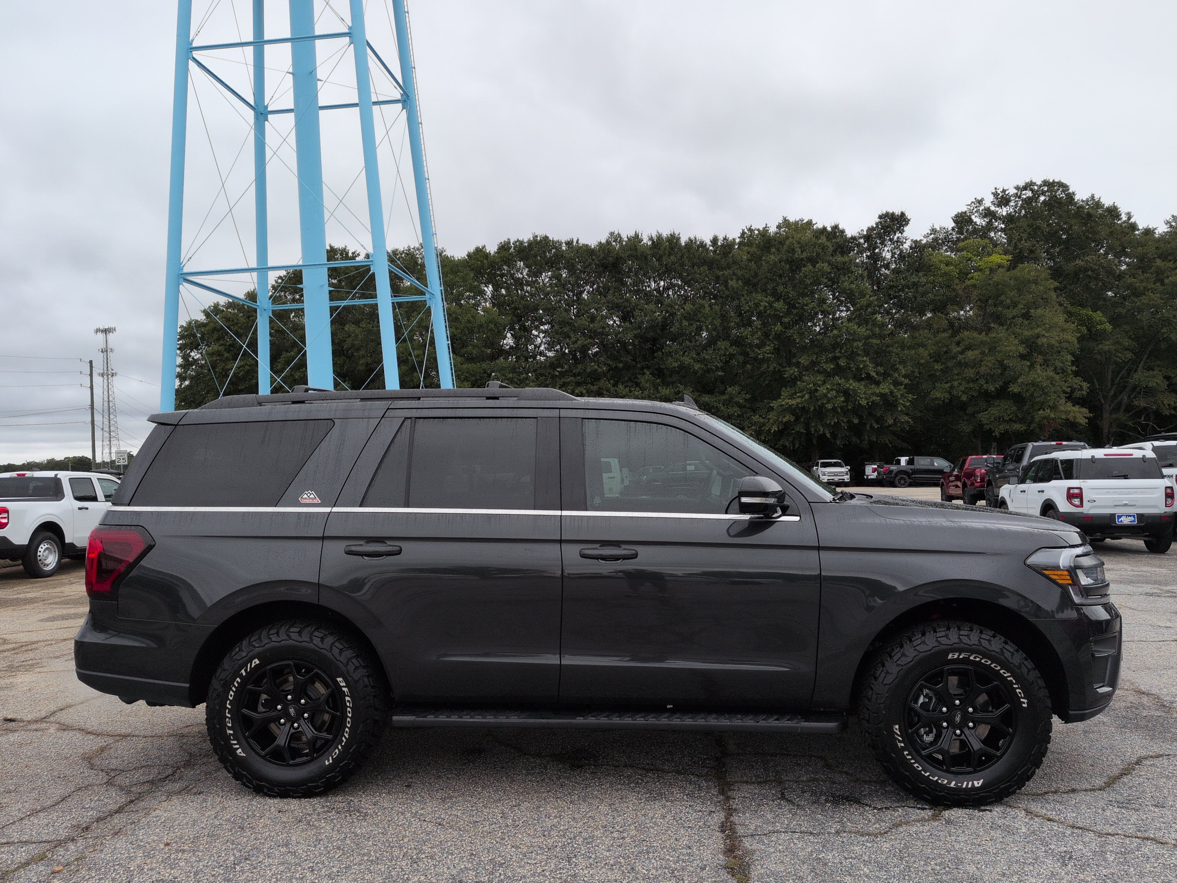 Certified 2022 Ford Expedition Timberline AWD/4WD image 2