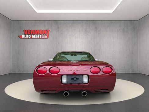Used 2003 Chevrolet Corvette Coupe w/ Preferred Equipment Group RWD image 6