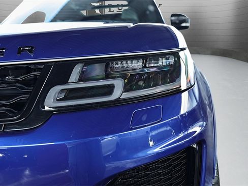 Used 2019 Land Rover Range Rover Sport SVR image 15
