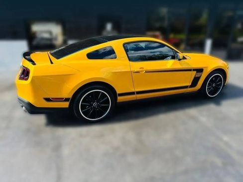 Used 2012 Ford Mustang Boss 302 w/ Boss 302 Accessory Pkg image 6