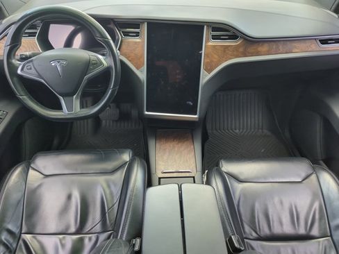 Used 2017 Tesla Model X 90D AWD/4WD image 16