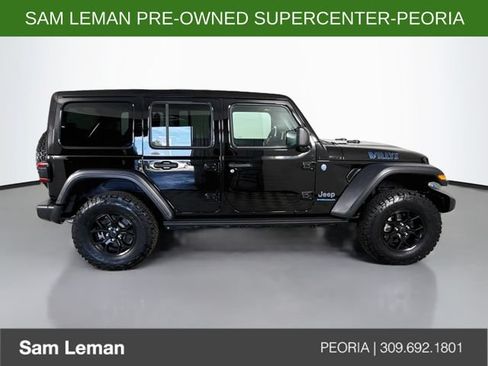 Used 2024 Jeep Wrangler Unlimited AWD/4WD image 8