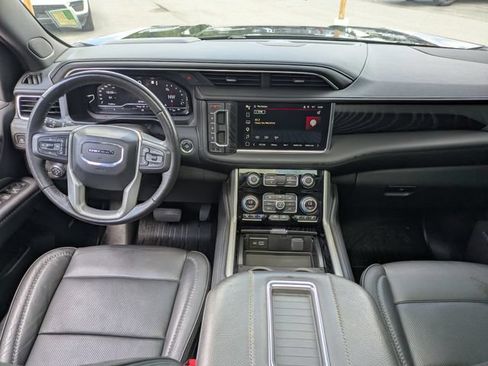 Used 2022 GMC Yukon Denali w/ Denali Ultimate Package RWD image 21