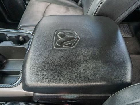 Used 2016 RAM 1500 Laramie w/ Convenience Group image 32