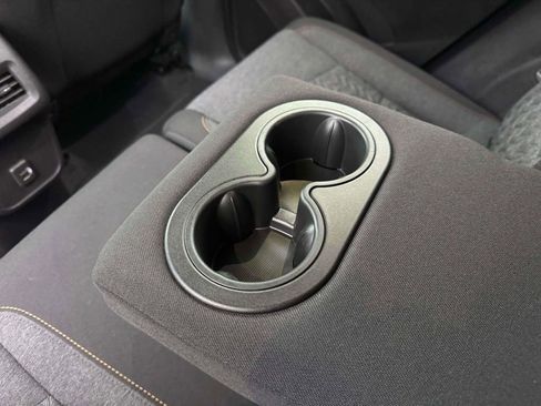 Used 2024 Chevrolet Equinox LT image 12