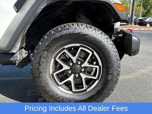 Used 2024 Jeep Wrangler Unlimited Rubicon AWD/4WD image 26