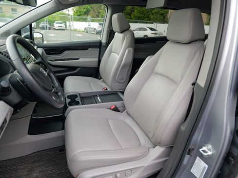 Used 2023 Honda Odyssey Touring image 22